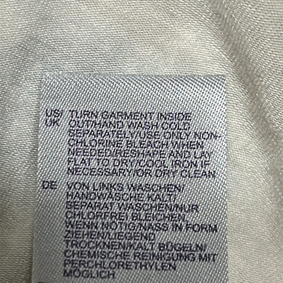 NYDJ floral sleeveless top. Good condition. Small. - Picture 8 of 11